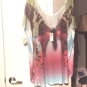 Dress with drawstring to tighten fit